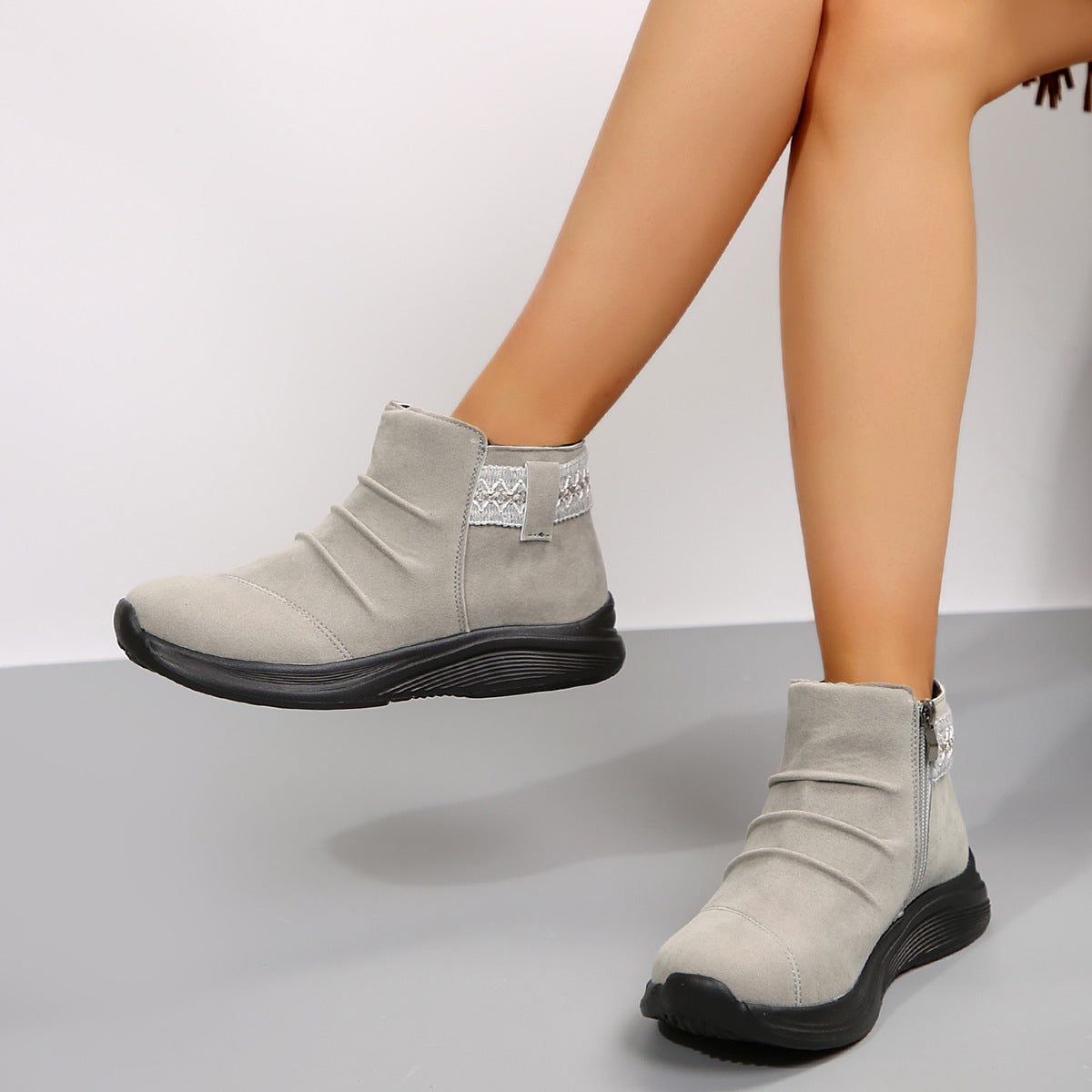 Bottes courtes plissées pour femme – Semelle épaisse, fermeture zippée latérale, bout rond en daim – Style Martin tendance et confortable - éclat féminin